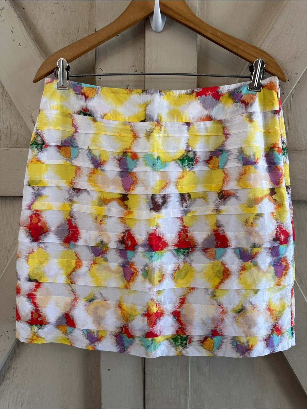 Ann Taylor Silk Blend Tiered Pencil Skirt Size 8 Abstract Watercolor Print